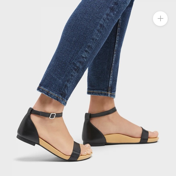 secra sandals - Picture 4 of 4